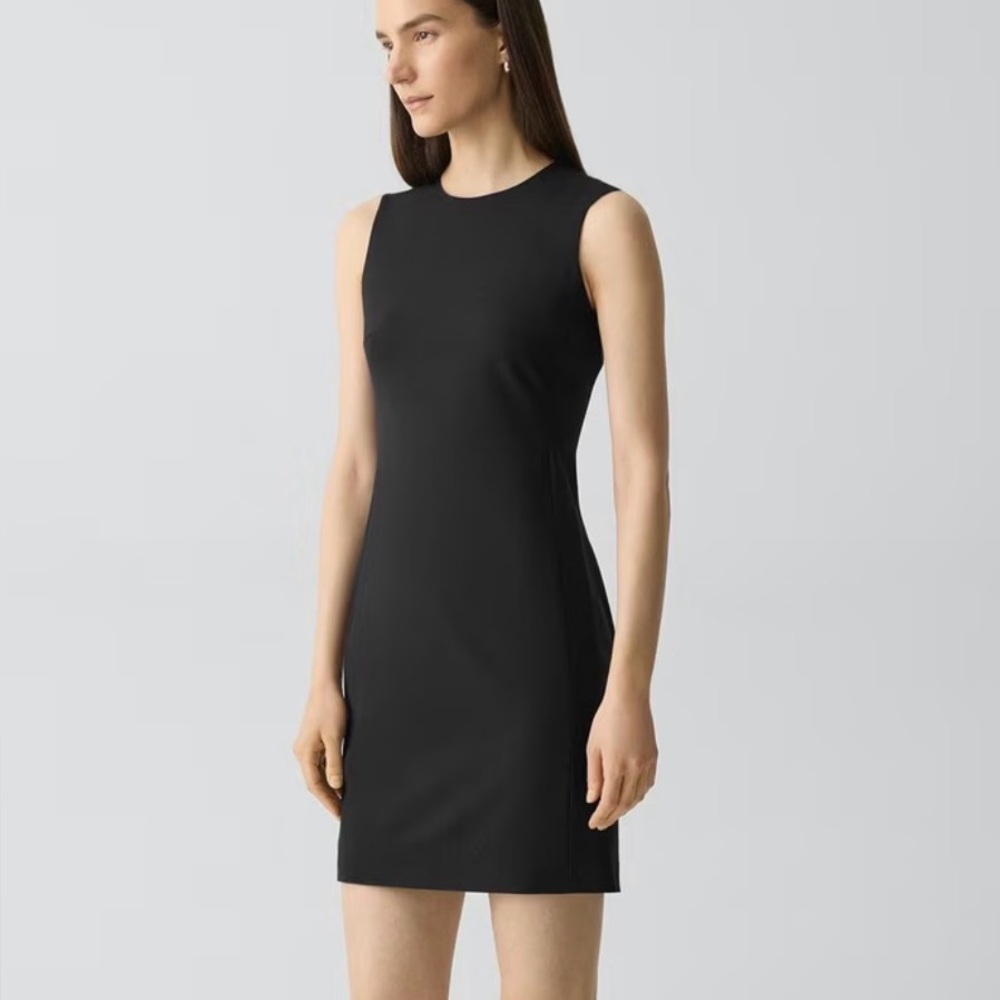 NWOT Theory Charcoal Sleeveless Blouse